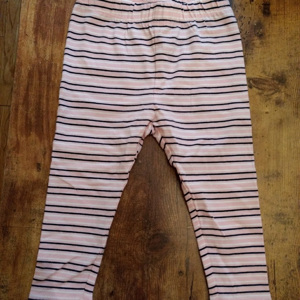 SOLD! NEW baby Gap leggings